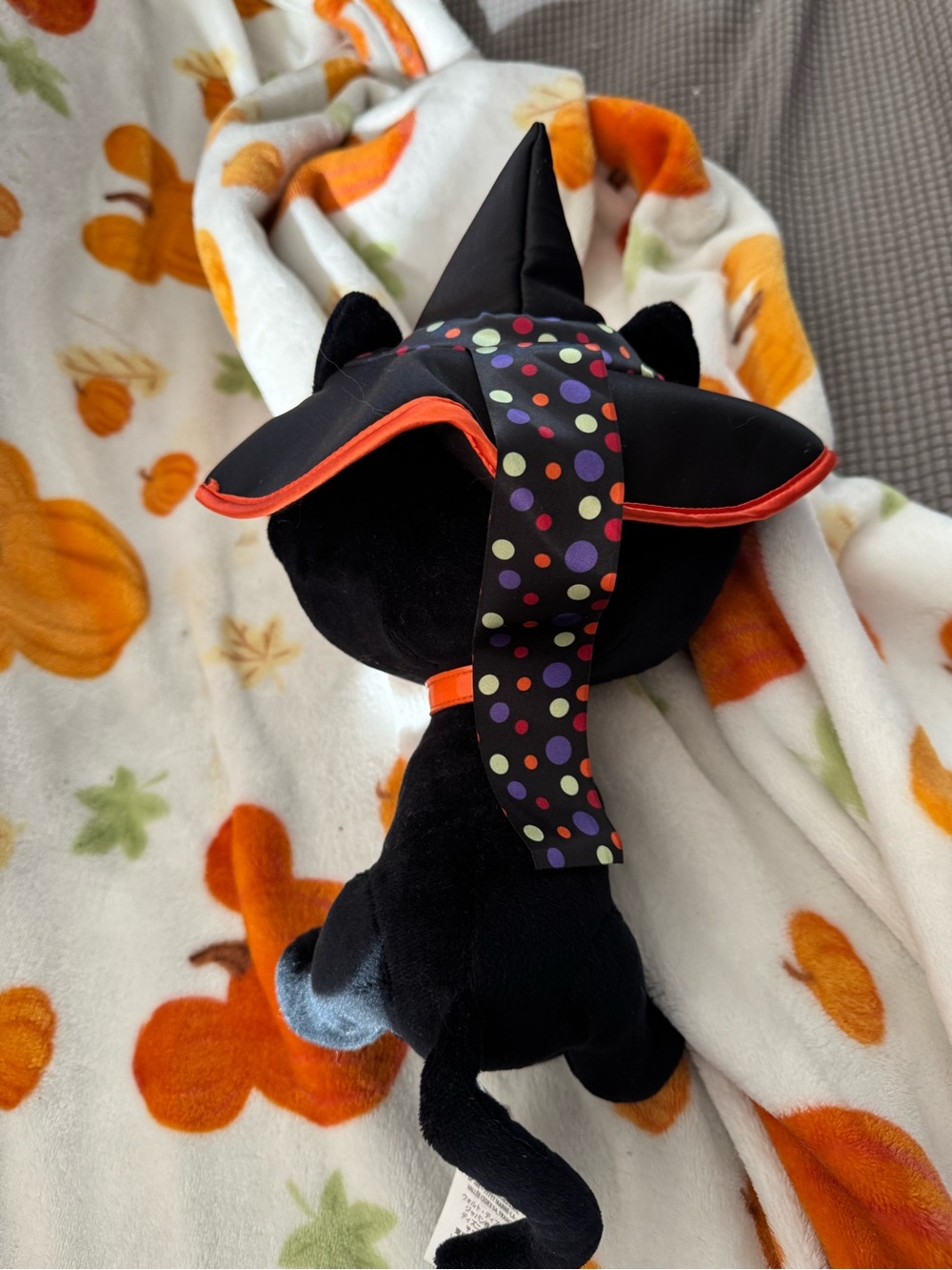 Binx Black Halloween Cat Plush with Witch Hat - hocus Pocus - Picture 4 of 4